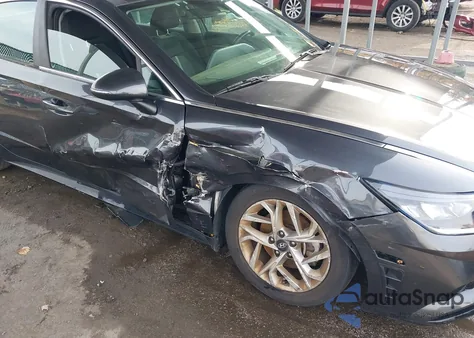 2021 Hyundai Sonata Sel z USA, uszkodzony, nr VIN 5NPEF4JA6MH105041